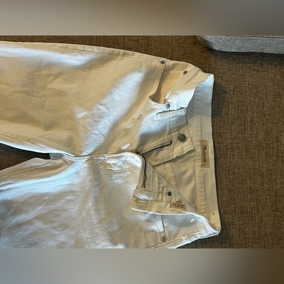 Madewell white The Perfect vintage jeans frayed Hem in size 27. - Picture 8 of 10
